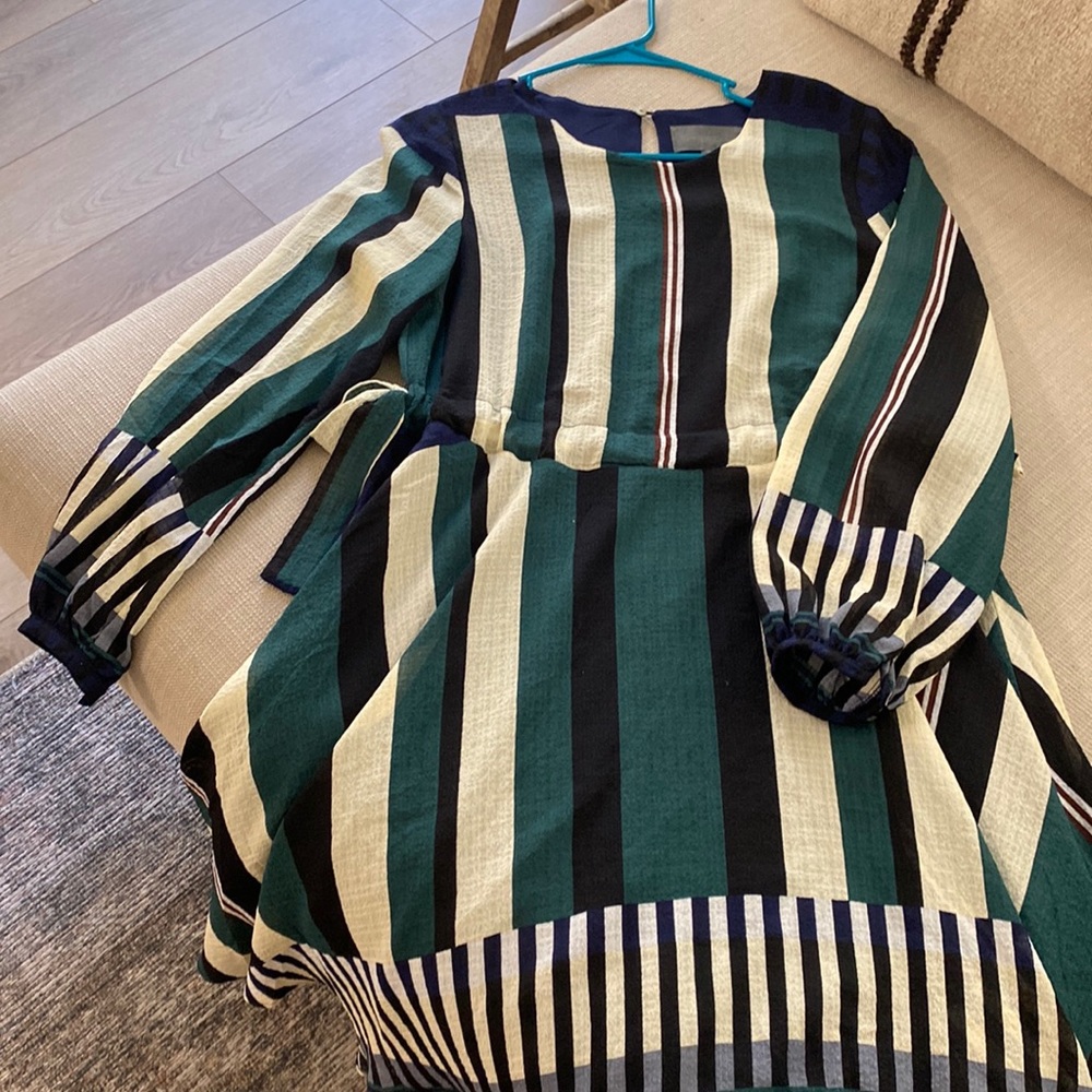 Anthropologie dress. Nwt. Plaid. Tie sides.